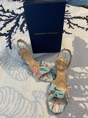 Adrienne Vittadini Aqua and Coral Floral Knot Slingback Heel sandals